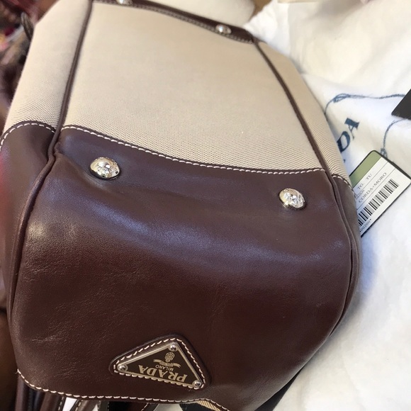 Prada 💯 authentic - Picture 7 of 8